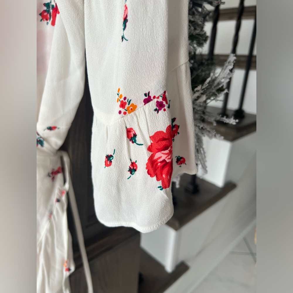 NWOT GAP RUFFLE FLORAL DRESS - Picture 5 of 8